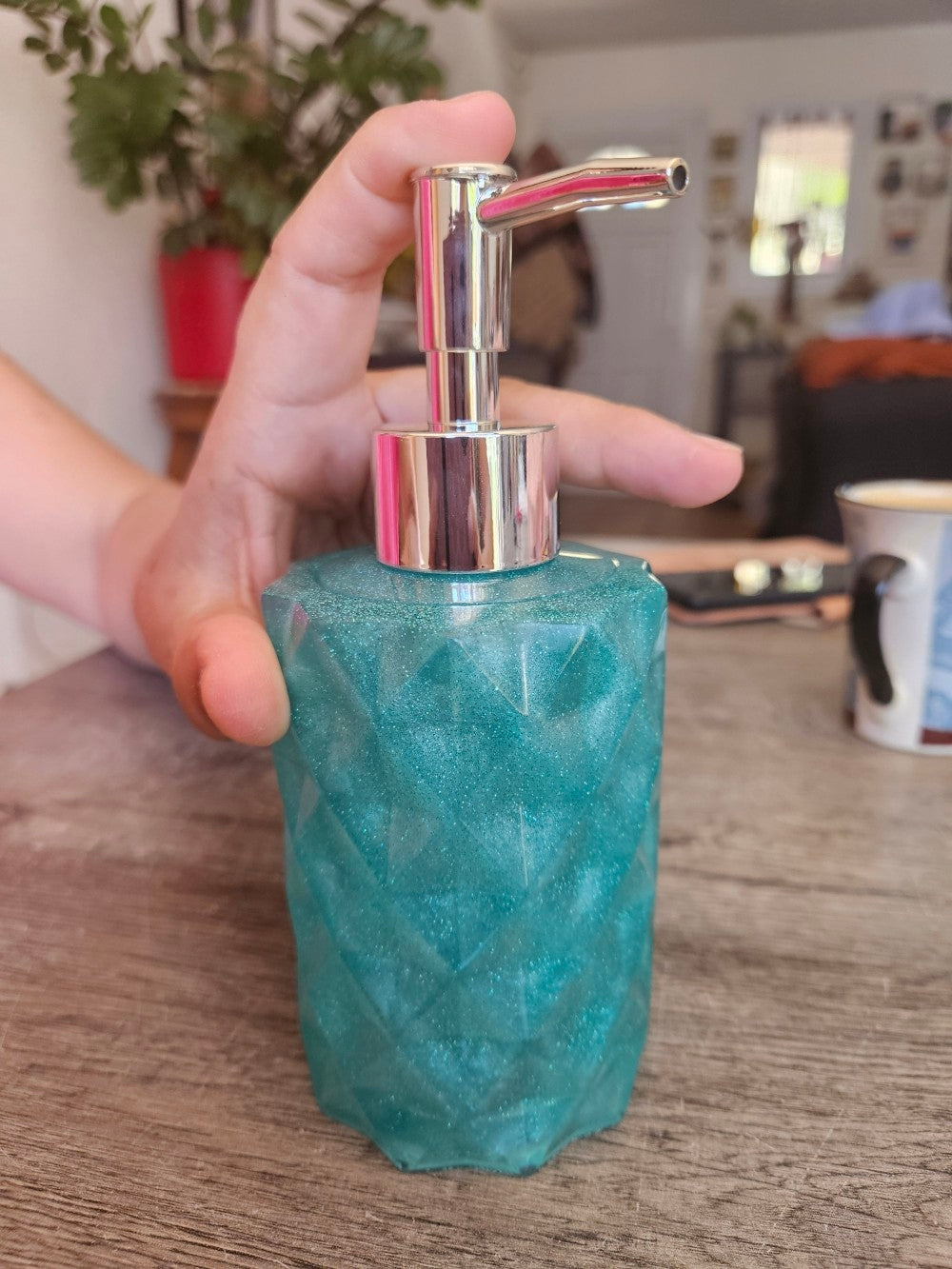 Distributeur de savon liquide