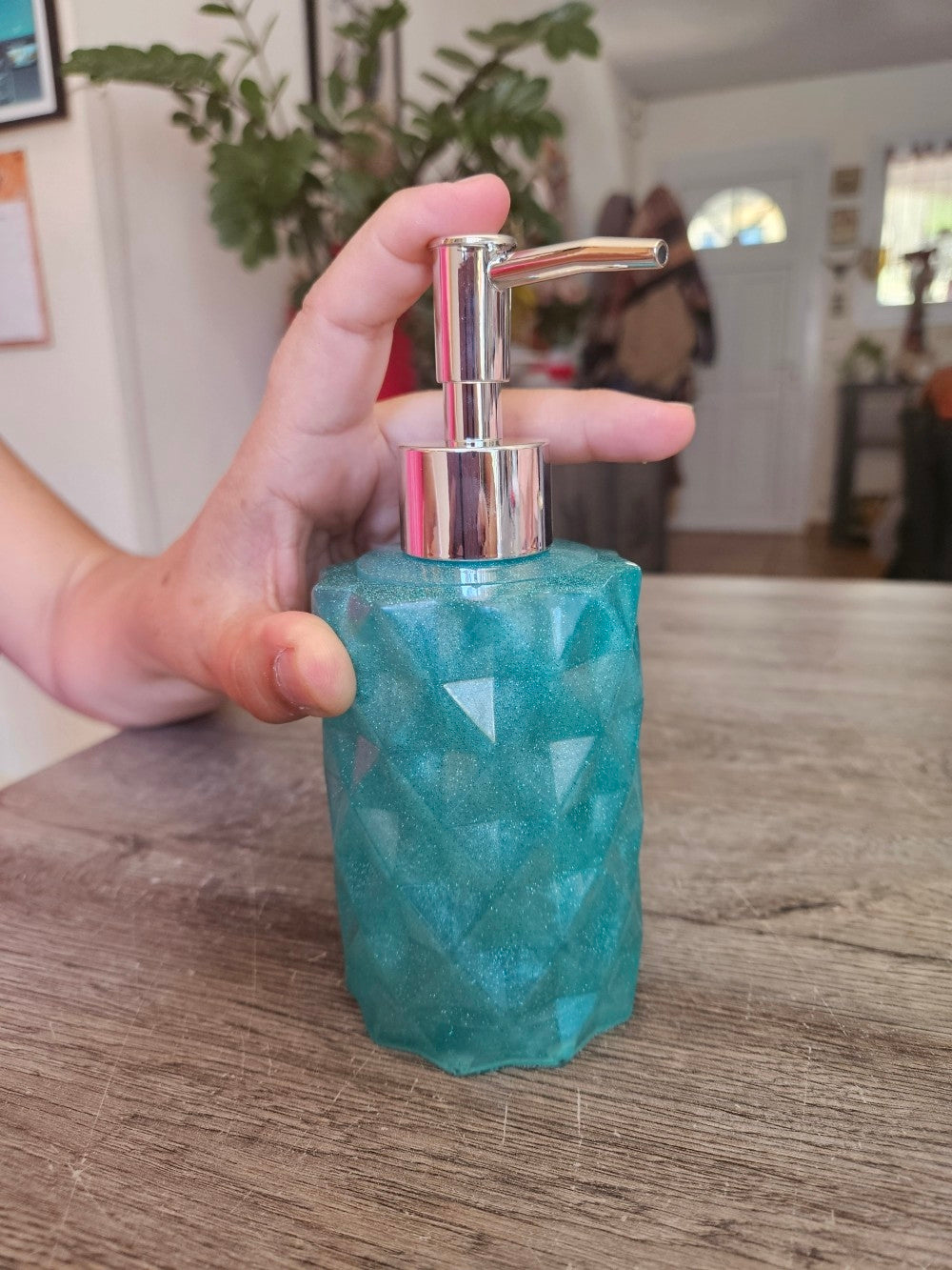 Distributeur de savon liquide